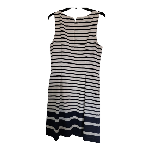 Liz Claiborne White and Navt Striped Dress, size 10, short sleeve - Picture 2 of 5